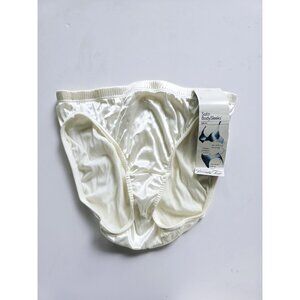 Vanity Fair Satin Bodysleeks Silky Vintage Panties Ivory Bikini Size 5 S Small